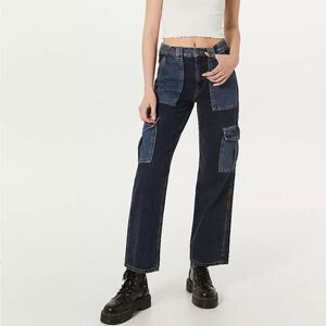 NWT Urban Outfitters BDG Urban Outfitters Two-tone Denim Cargo Skate Jeans -27 💙